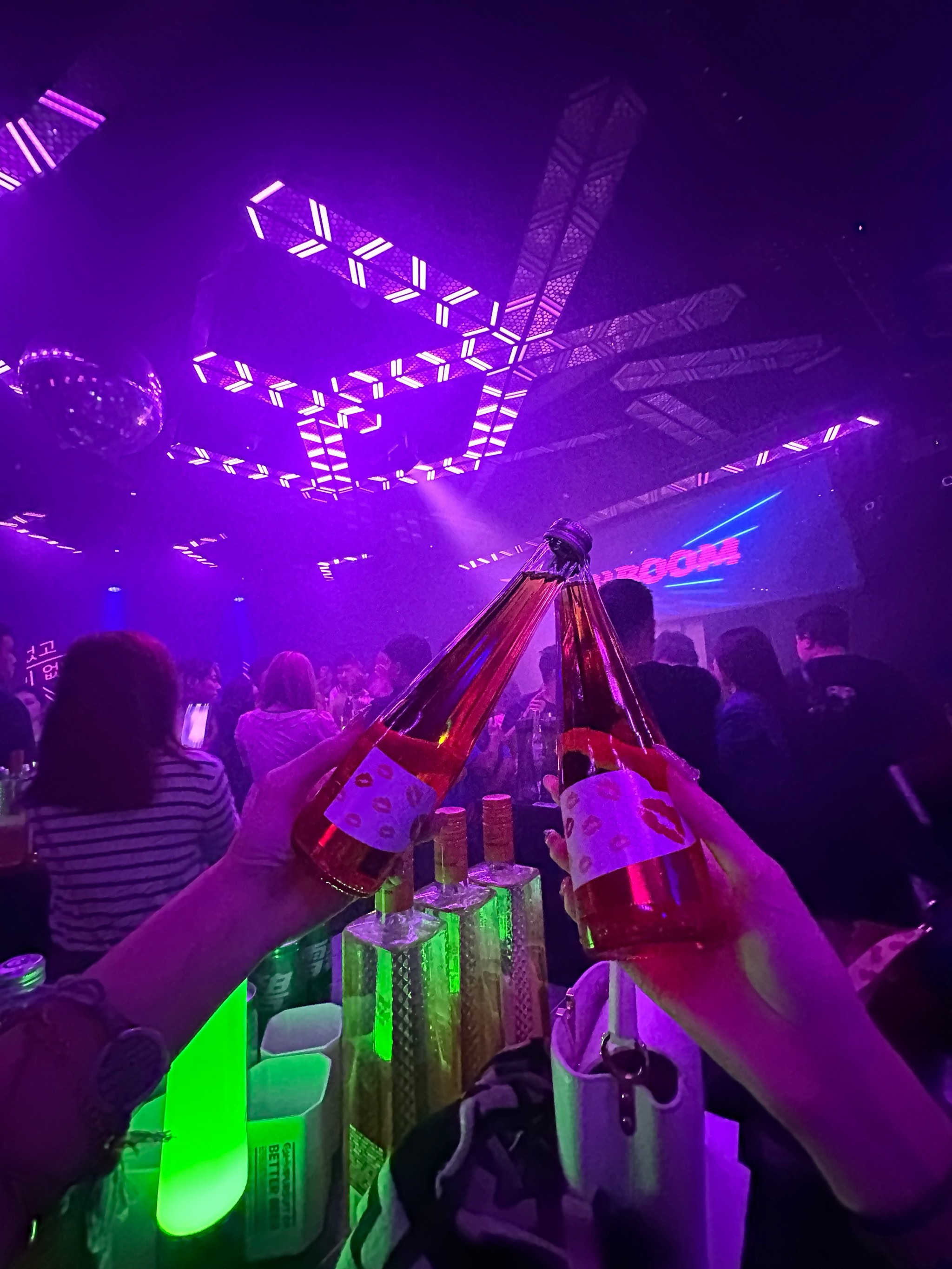 驻马店商务KTV，意为商务休闲娱乐-上蔡县ktv预订